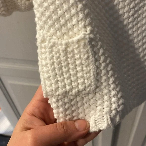 ✨Nwot Beba Bean crochet Knit Hooded Jacket 6-12 Months - Picture 5 of 7